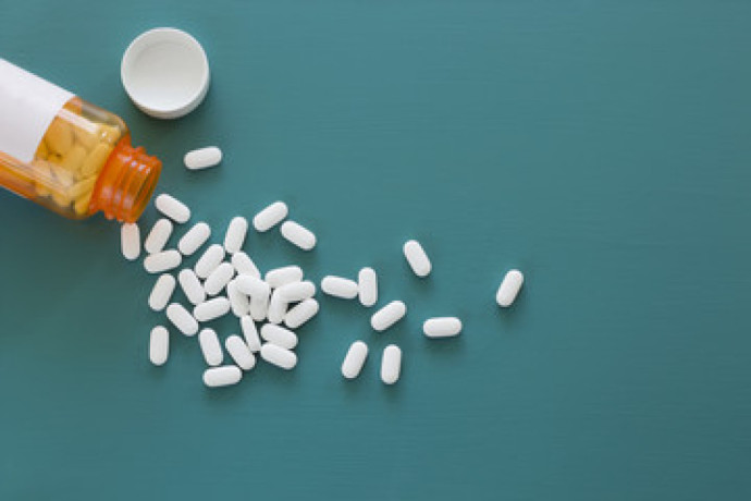 Nimesulide 100mg Phenylephrine 10mg Cetirizine 5mg Caffeine 30mg Tablet Manufacturer, Supplier & Exporter 1