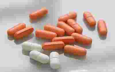 Paracetamol 325mg + Phenylephrine HCL 10mg + Levocetirizine 2.5mg + Caffeine 30mg Tablet